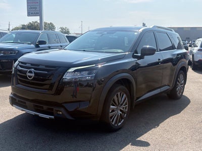 2024 Nissan Pathfinder SL FWD