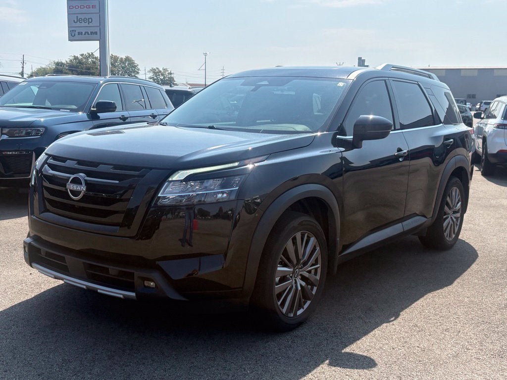 2024 Nissan Pathfinder SL FWD
