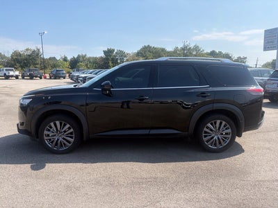 2024 Nissan Pathfinder SL FWD