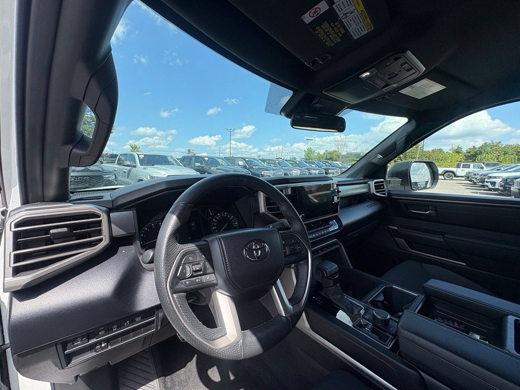 2025 Toyota Tundra SR5