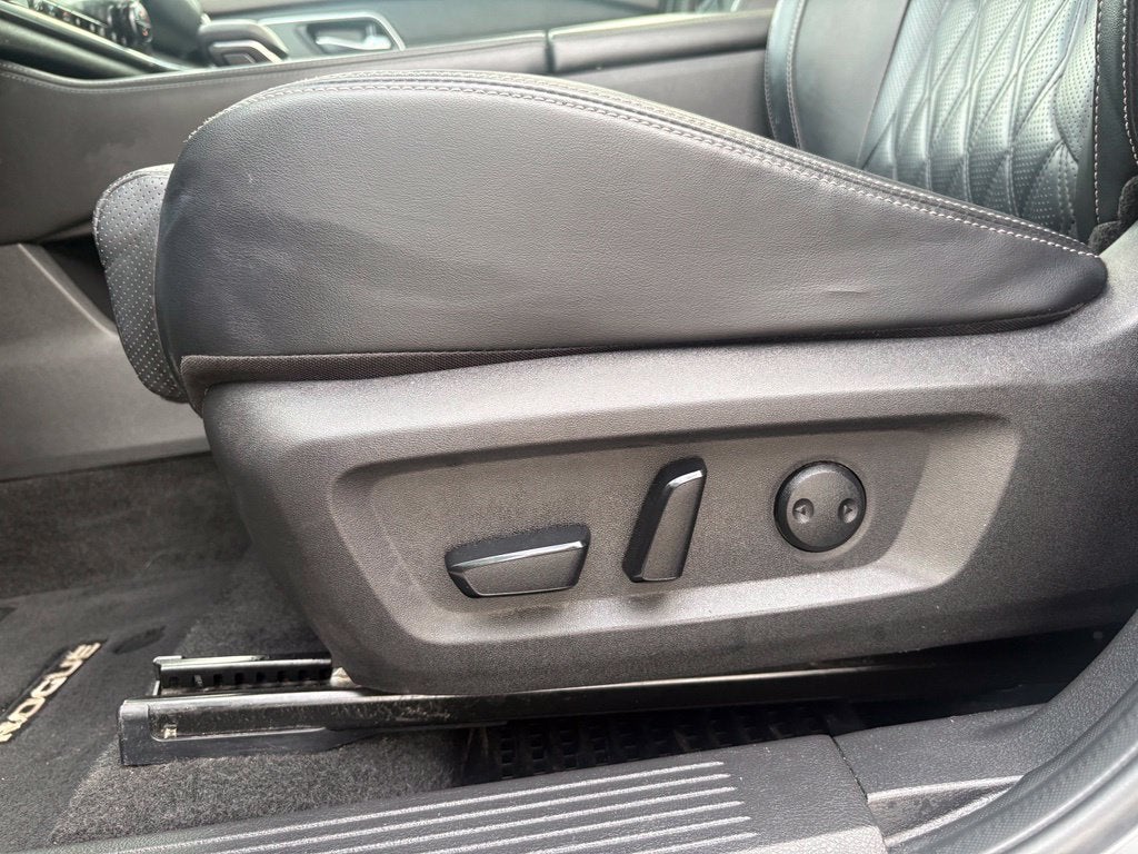 2021 Nissan Rogue Platinum FWD