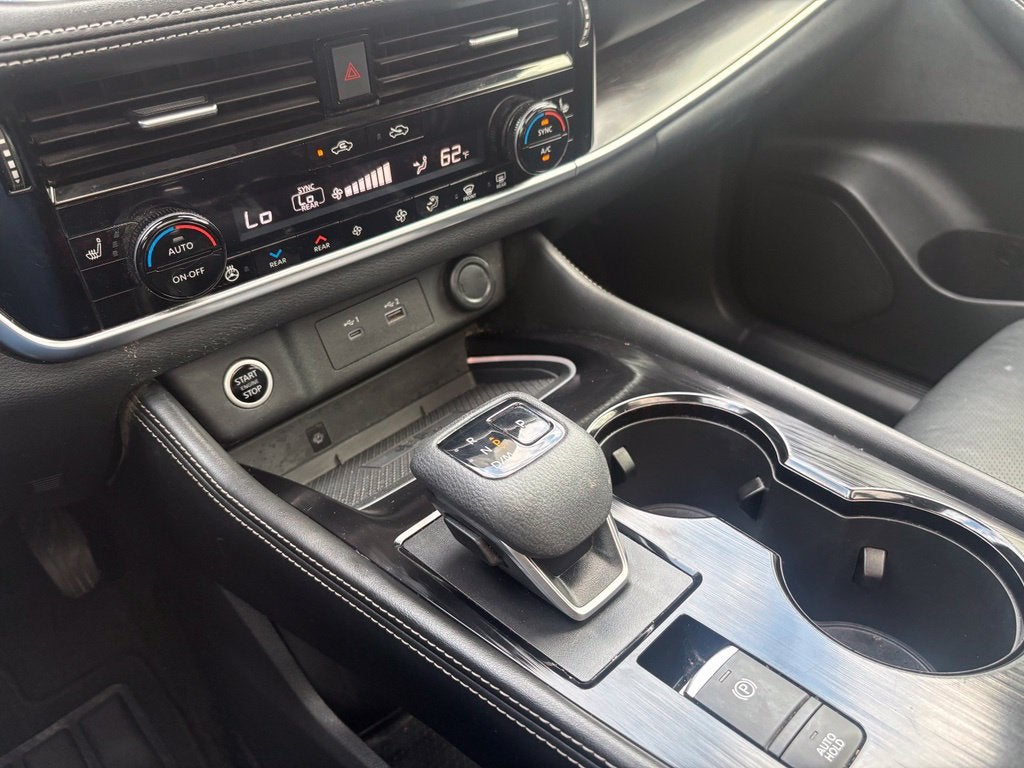 2021 Nissan Rogue Platinum FWD