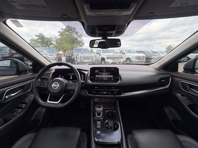 2021 Nissan Rogue Platinum FWD