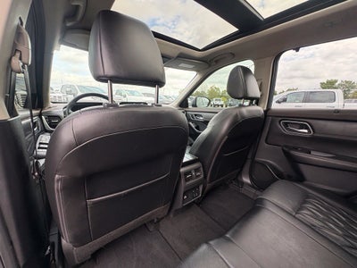2021 Nissan Rogue Platinum FWD