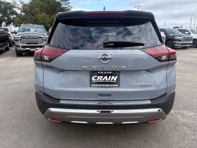 2021 Nissan Rogue Platinum FWD
