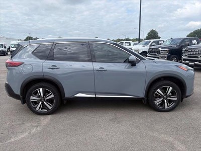 2021 Nissan Rogue Platinum FWD