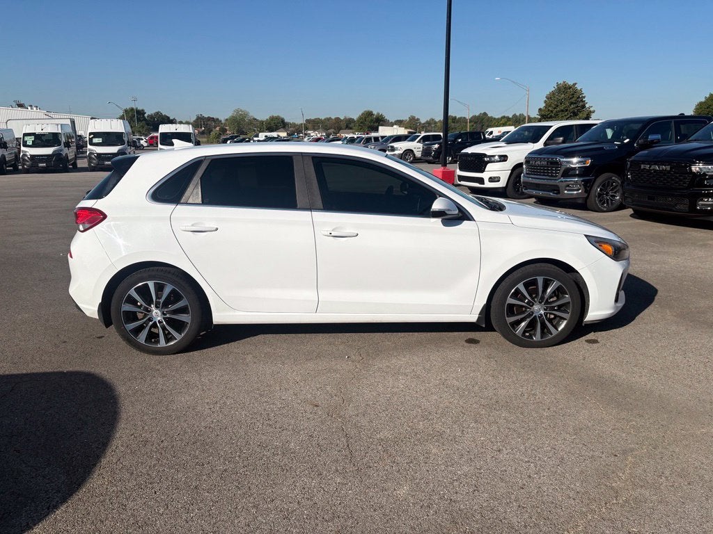 2018 Hyundai Elantra GT Base