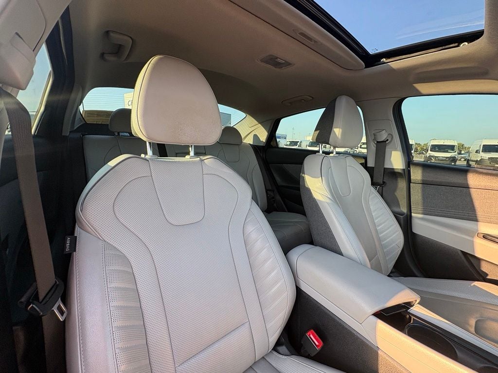 2023 Hyundai Elantra Hybrid Limited