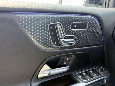 2024 Mercedes-Benz GLB 250 GLB 250
