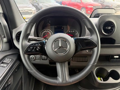 2025 Mercedes-Benz Sprinter 2500 Standard Roof 4-Cyl Diesel