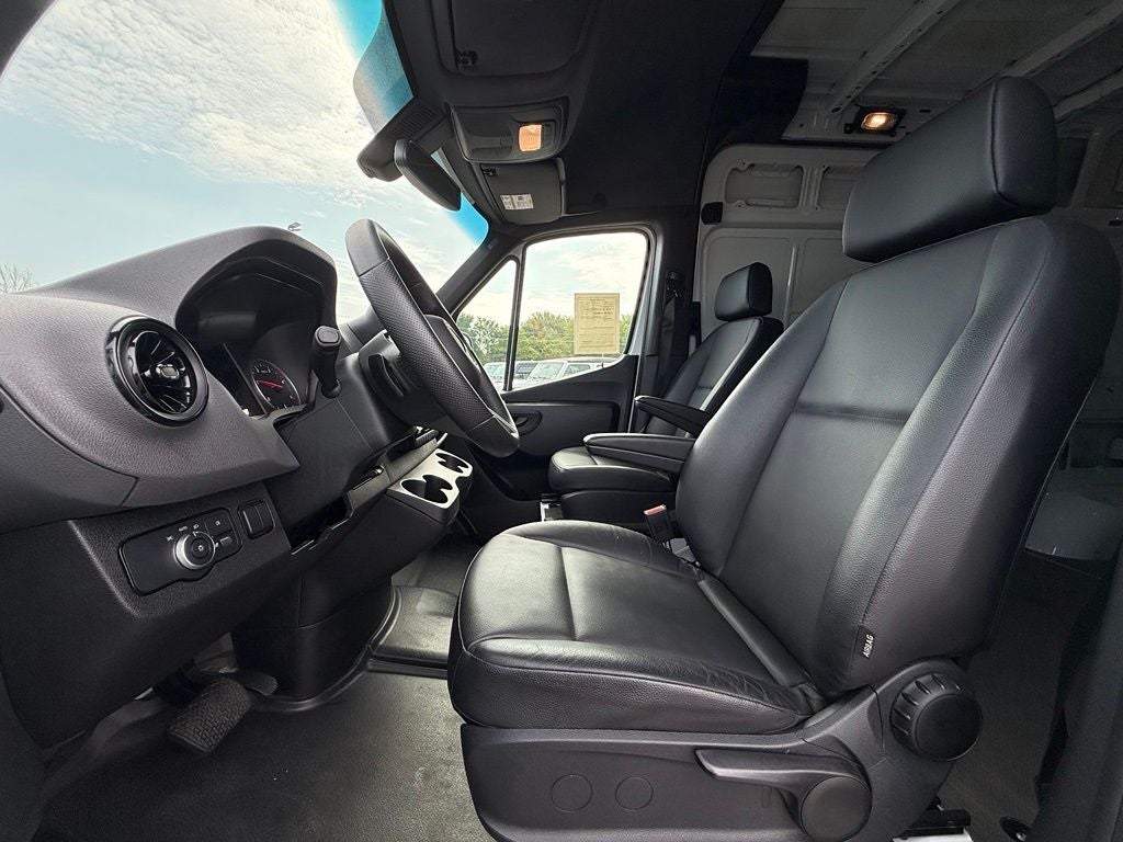 2025 Mercedes-Benz Sprinter 2500 Standard Roof 4-Cyl Diesel