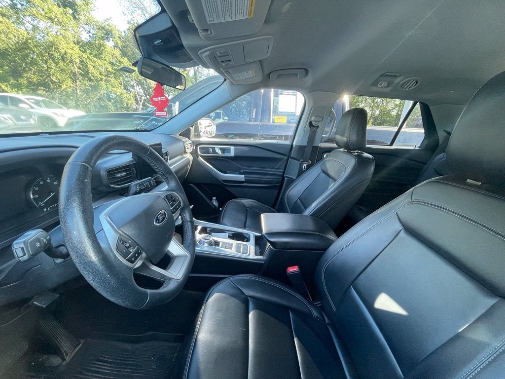 2022 Ford Explorer XLT - POWER LIFTGATE / TOW PKG