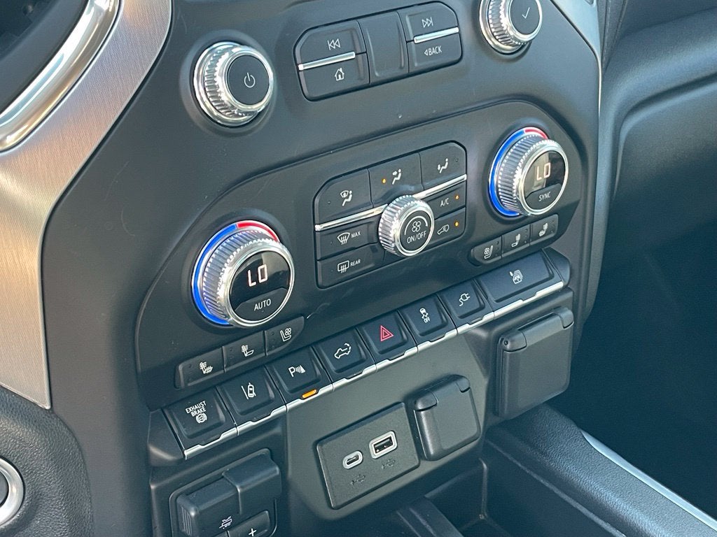 2021 GMC Sierra 2500HD SLT - POWER SUNROOF / VENITLATED FRONT SEATS