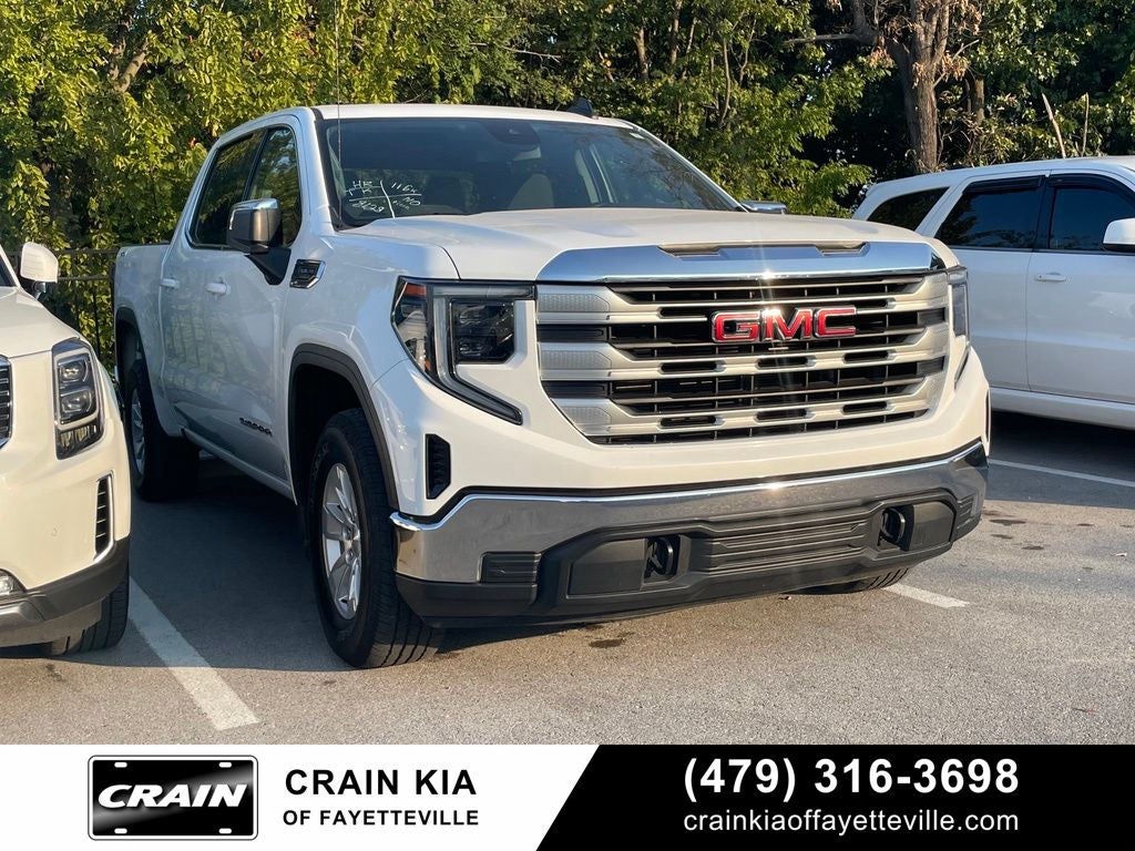 2022 GMC Sierra 1500 SLE - LANE KEEP ASSIST / APPLE CARPLAY