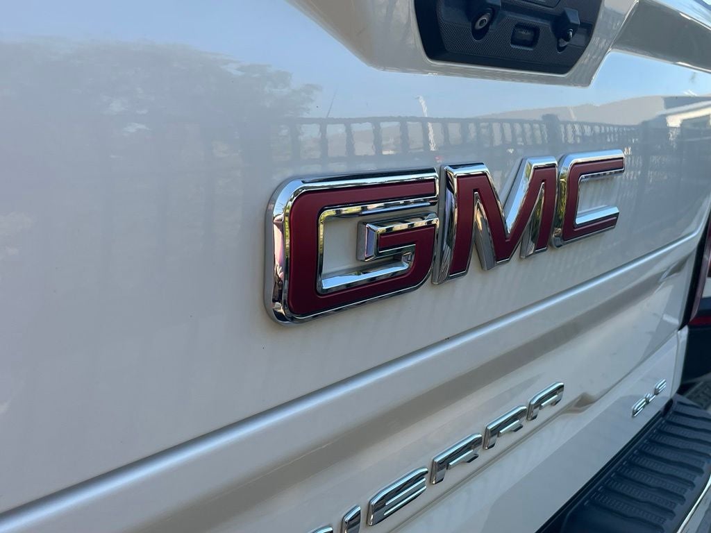 2022 GMC Sierra 1500 SLE - LANE KEEP ASSIST / APPLE CARPLAY