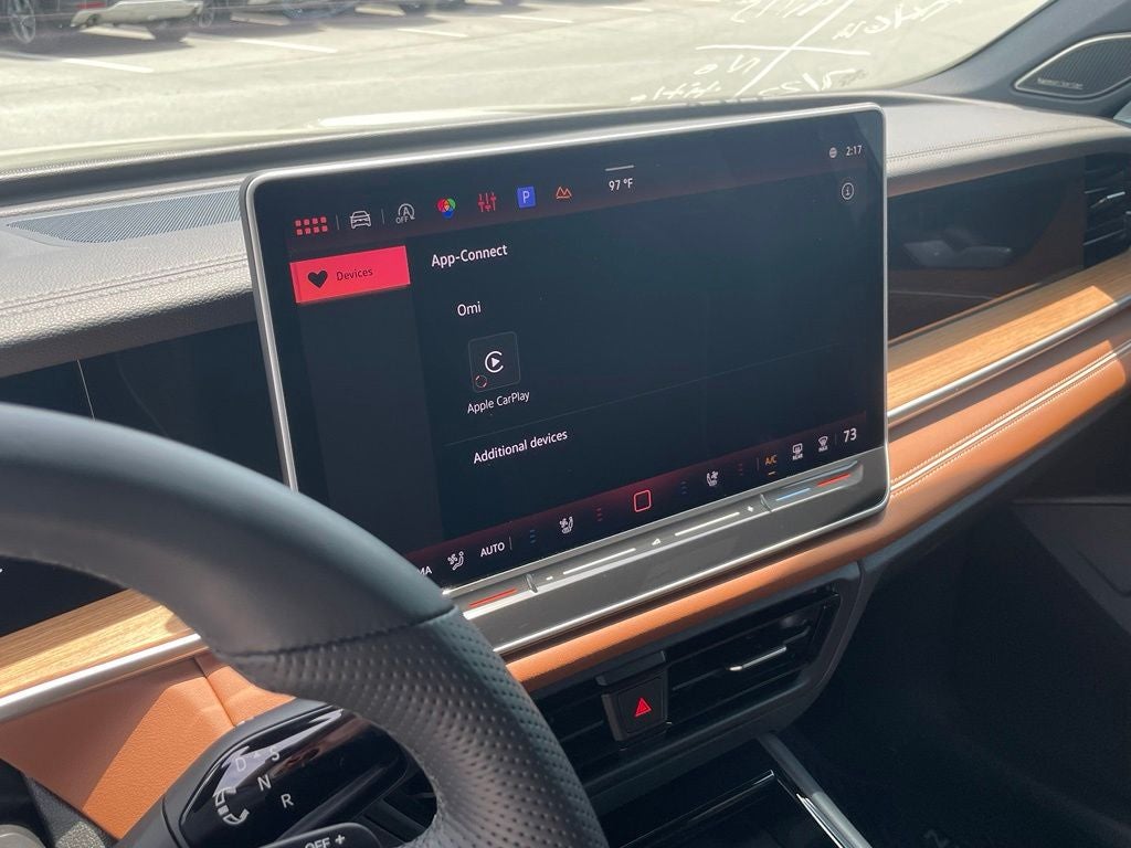 2026 Volkswagen Tiguan SEL R-Line Turbo - HEAD UP DISPLAY / PANORAMIC MOONROOF
