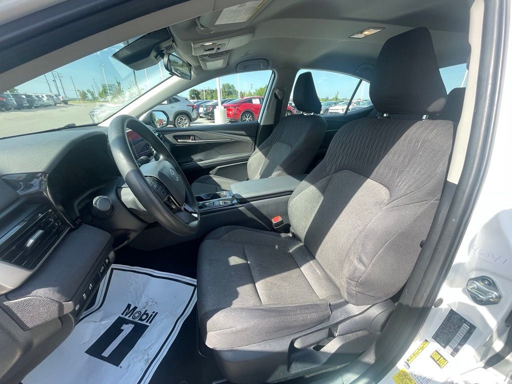 2025 Toyota Camry LE - 53 MPG / APPLE CARPLAY