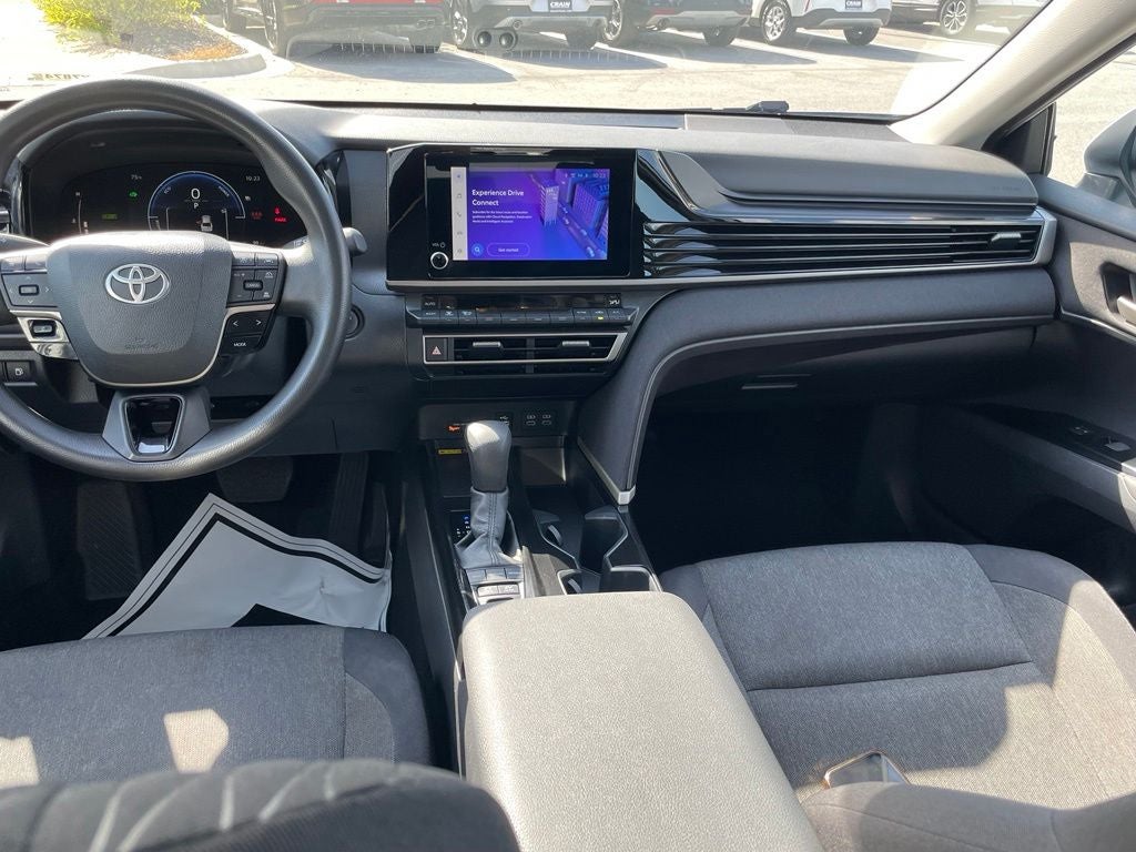 2025 Toyota Camry LE - 53 MPG / APPLE CARPLAY