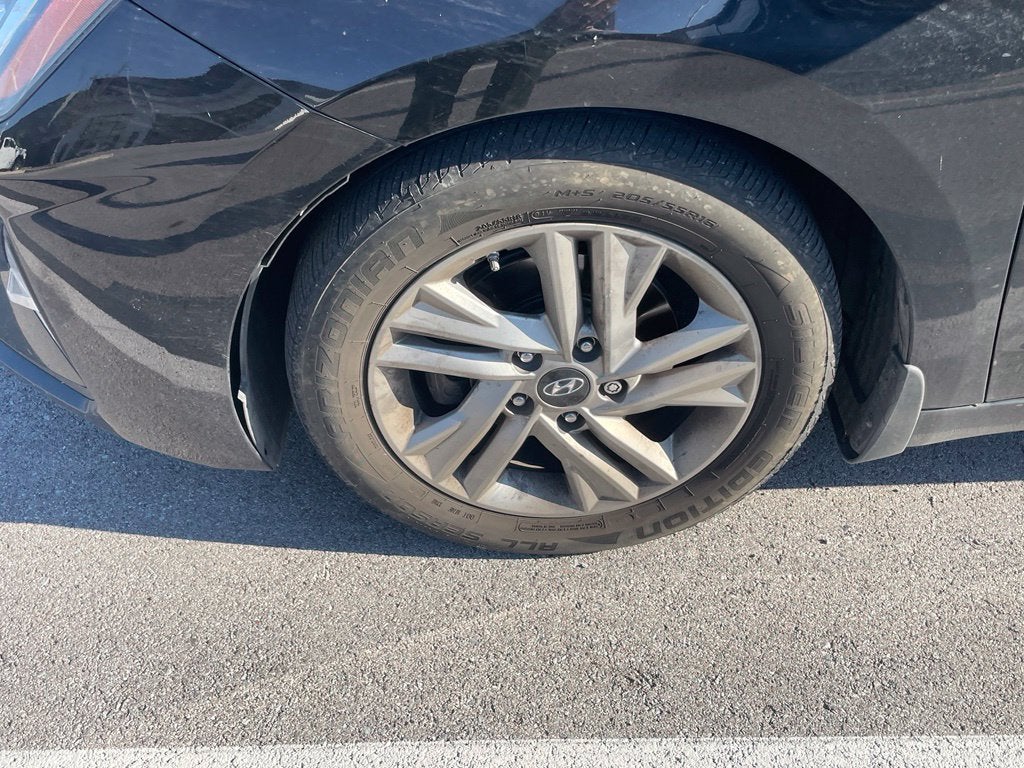 2020 Hyundai Elantra Value Edition - POWER MOONROOF / 40 MPG