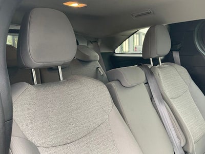 2025 Toyota Sienna LE 8 Passenger - 36 MPG / WIRELESS CARPLAY