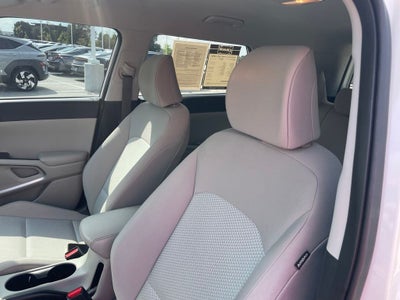2020 Kia Soul LX - 35 MPG / APPLE CARPLAY