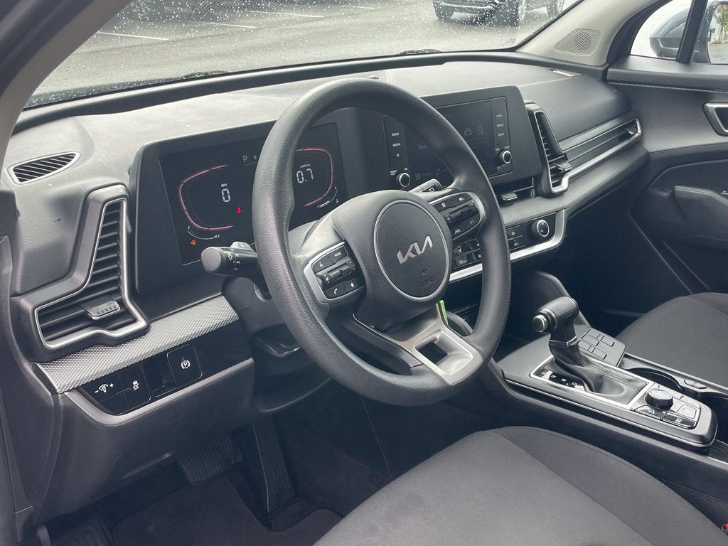 2023 Kia Sportage LX - 32 MPG / LANE KEEP ASSIST