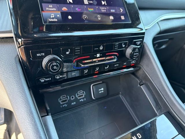 2024 Jeep Grand Cherokee L Altitude CLEAN CARFAX 1-OWNER