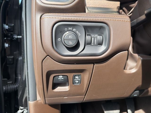 2026 RAM 1500 Limited CLEAN CARFAX 1-OWNER