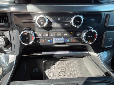 2023 Ford F-150 Lariat Clean CarFax, One Owner, Sport Pkg