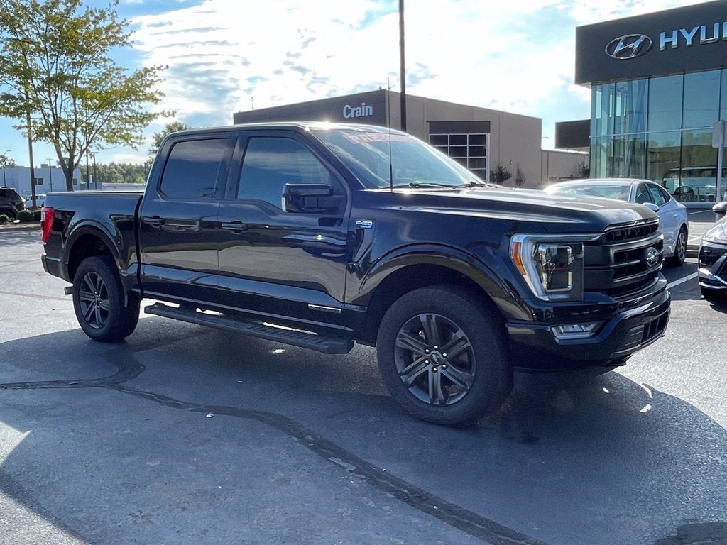 2023 Ford F-150 Lariat Clean CarFax, One Owner, Sport Pkg