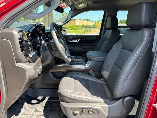 2025 Chevrolet Silverado 1500 RST W/LEATHER & 6.2L