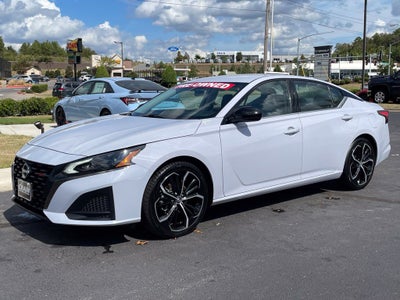 2024 Nissan Altima 2.5 SR Clean CarFax, One Owner