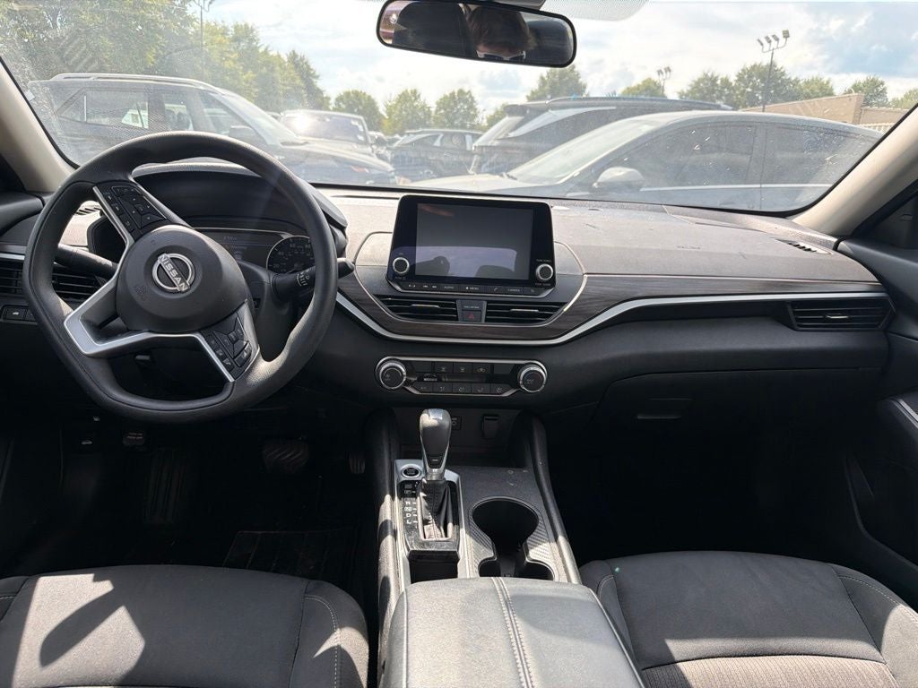 2025 Nissan Altima 2.5 SV CLEAN CARFAX 1-OWNER