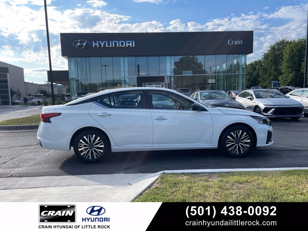 2025 Nissan Altima 2.5 SV CarFax 1-OWNER