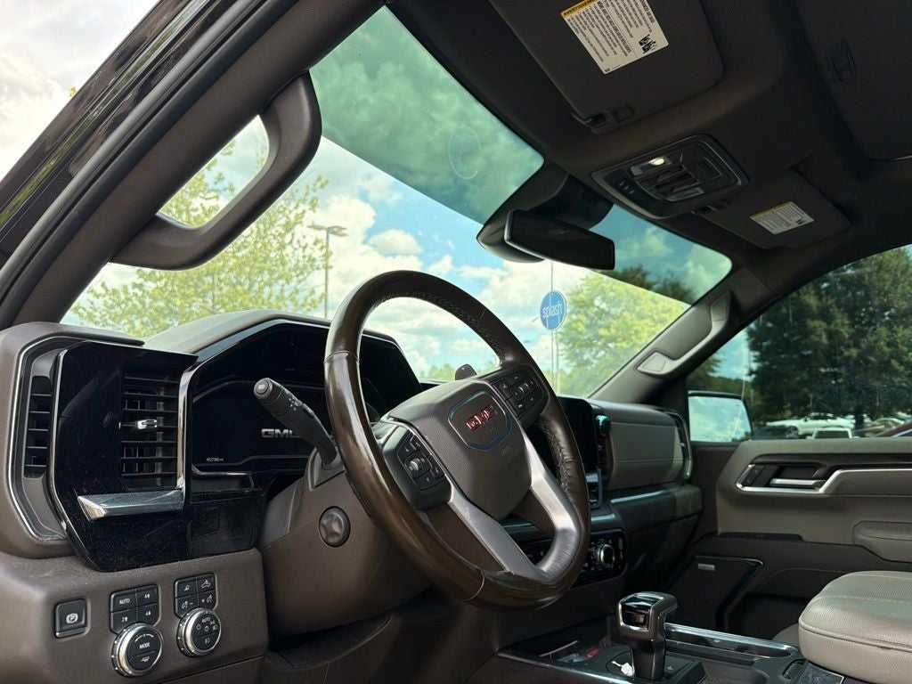 2024 GMC Sierra 1500 SLT Moonroof, Leather, X31