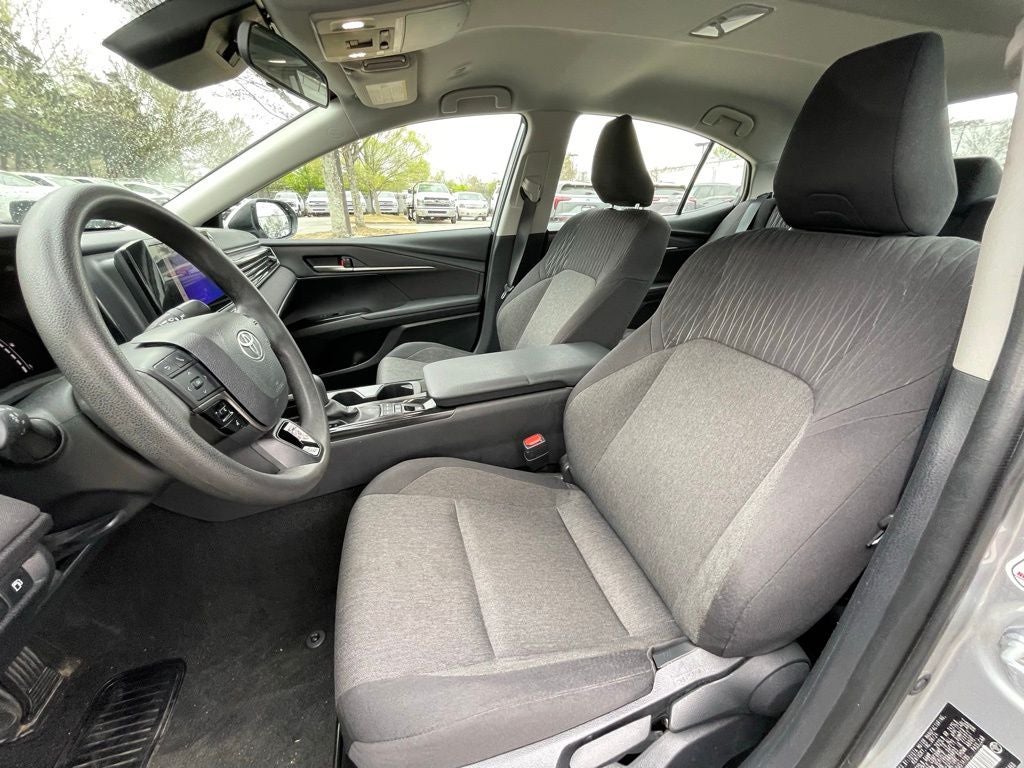 2025 Toyota Camry LE CLEAN CARFAX 1-OWNER