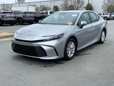 2025 Toyota Camry LE CLEAN CARFAX 1-OWNER