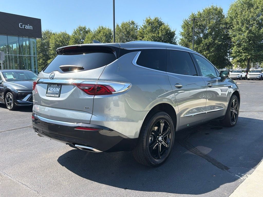 2024 Buick Enclave Essence Sport Touring, Pano Roof, Navi, Adaptive Cruise, O