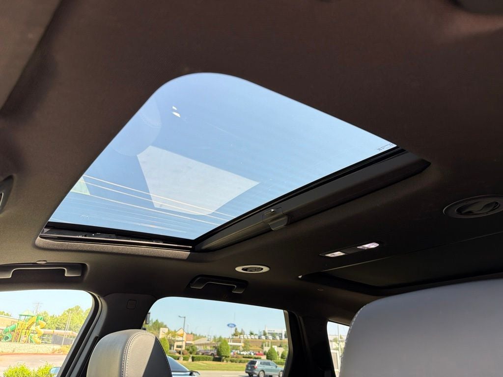 2024 Buick Enclave Essence Sport Touring, Pano Roof, Navi, Adaptive Cruise, O