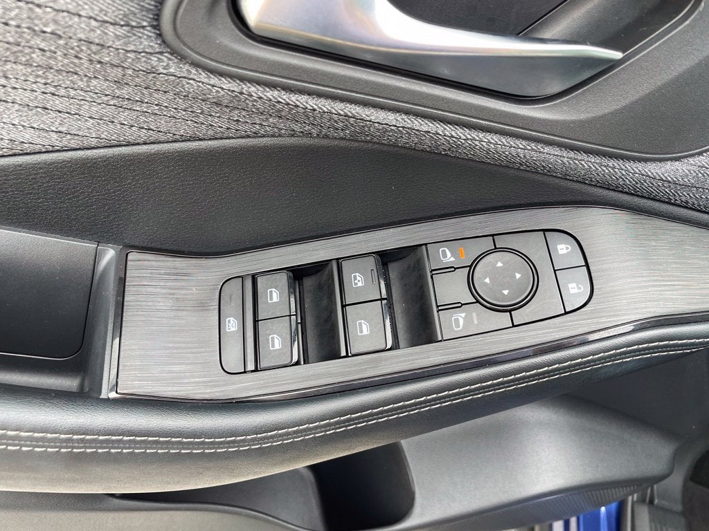 2023 Nissan Rogue SV One Owner