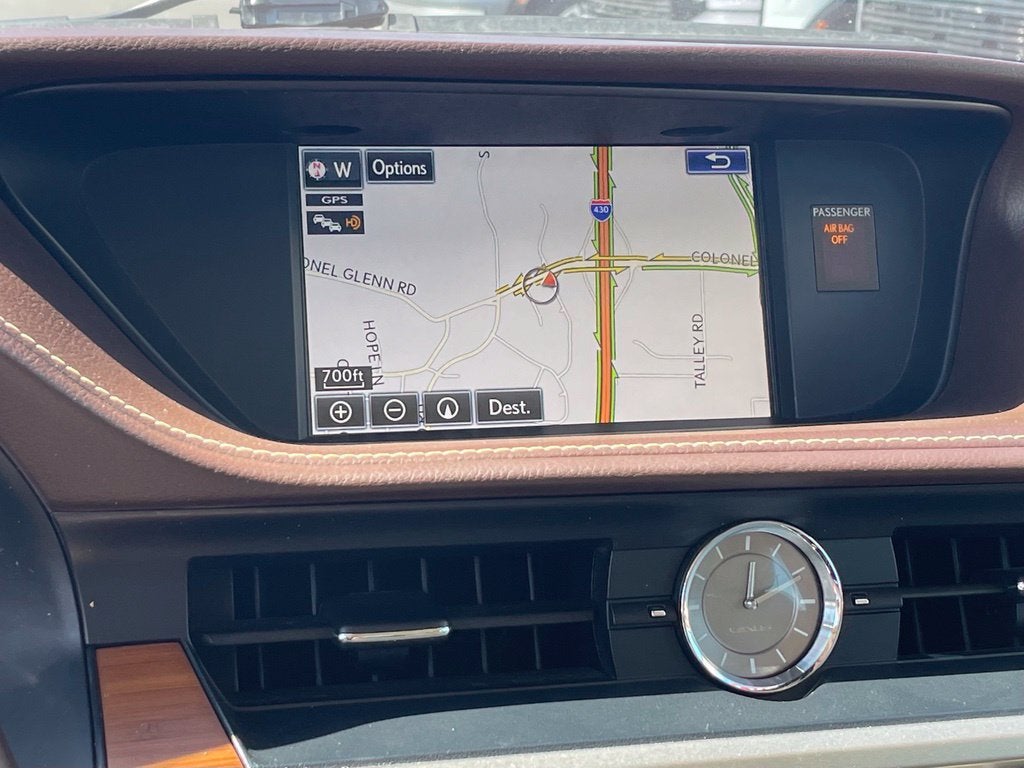 2016 Lexus ES 300h Luxury Pkg, Navi, Adaptive Cruise, Parking Sensors