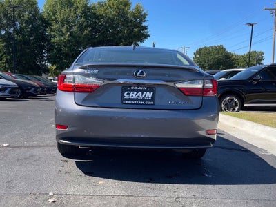 2016 Lexus ES 300h