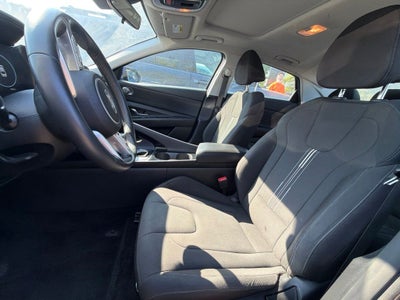 2025 Hyundai Elantra SEL Convenience CLEAN CARFAX 1-OWNER