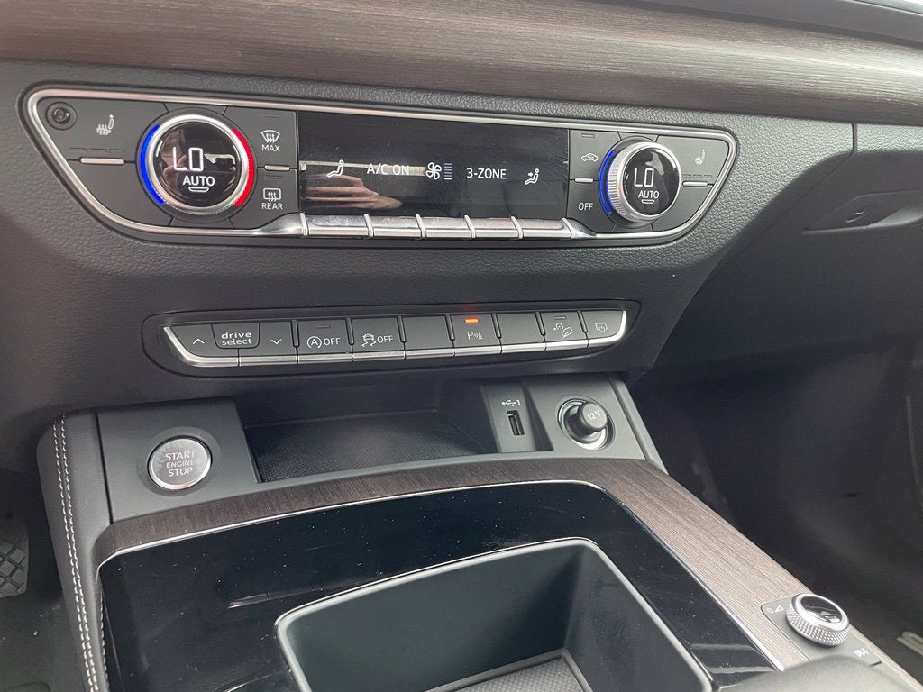 2024 Audi Q5 40 Premium Plus quattro