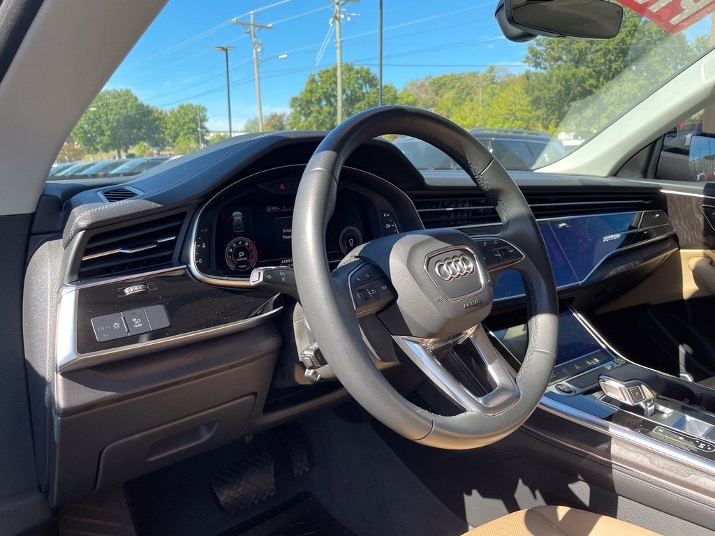2023 Audi Q8 55 Premium Plus quattro, Pano Roof, Leather, Clean CarFax, One Own