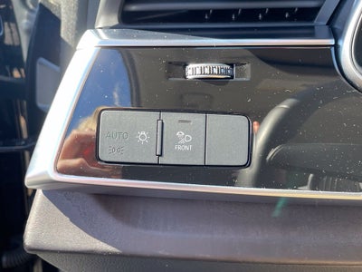 2023 Audi Q8 55 Premium Plus quattro, Pano Roof, Leather, Clean CarFax, One Own