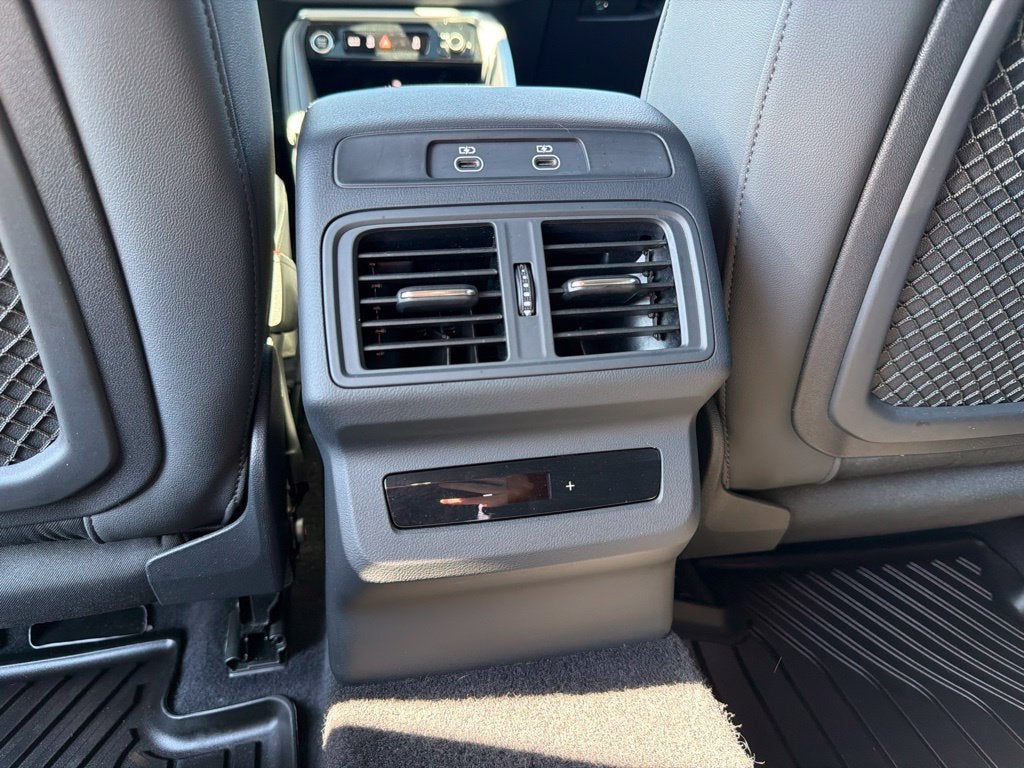 2025 Audi Q5 Sportback 2.0T Premium Plus quattro