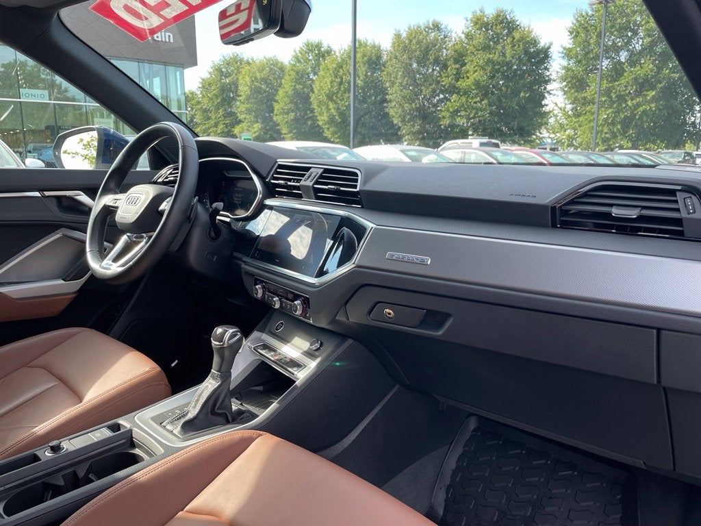 2024 Audi Q3 Premium Plus, One Owner, Navi, Leather, Moonroof S Line quattro