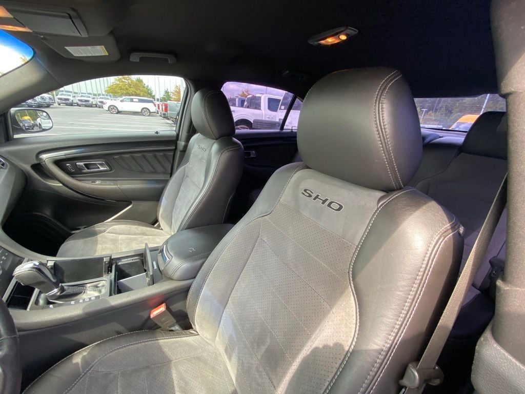 2016 Ford Taurus SHO