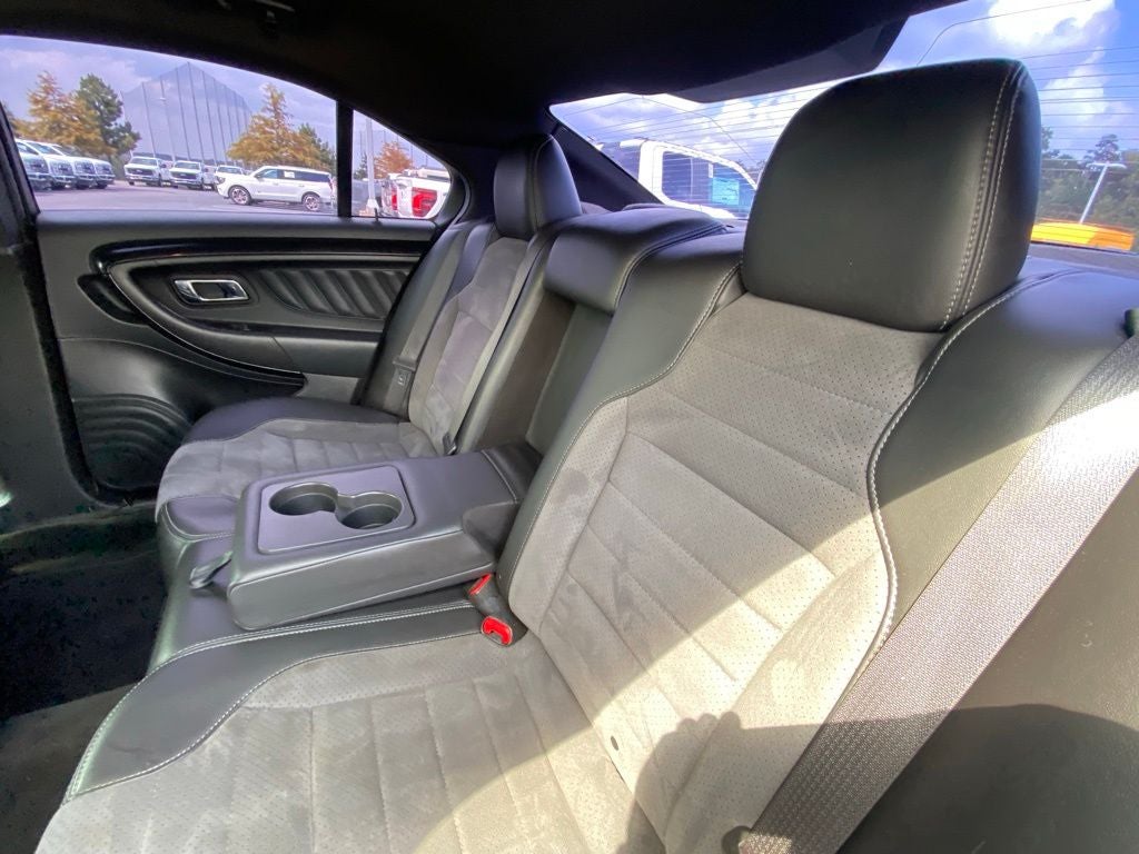 2016 Ford Taurus SHO